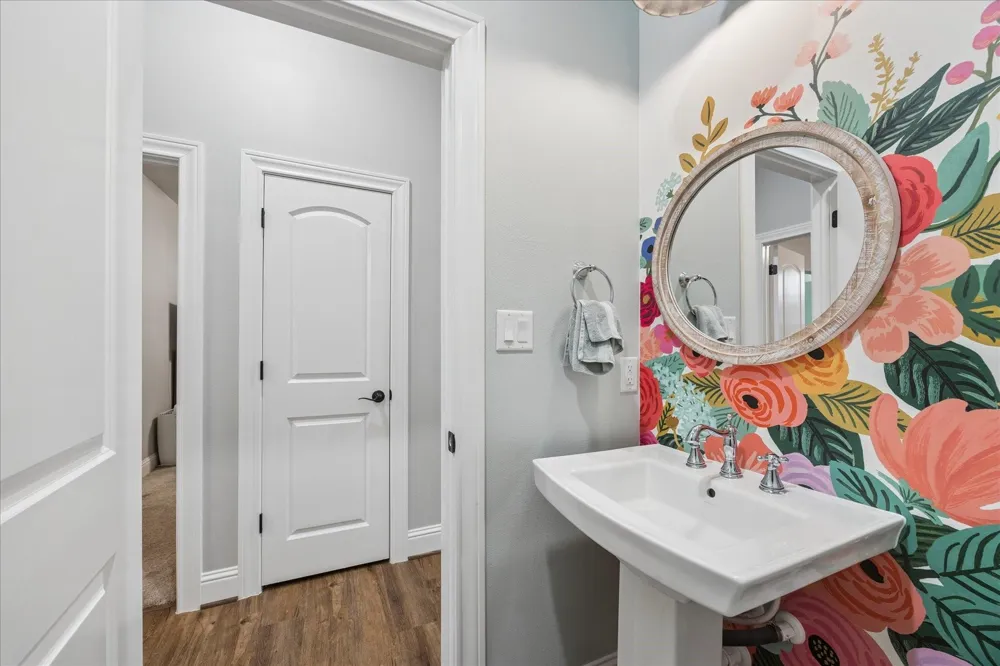 3712 Quail Circle Sealy, TX 77474