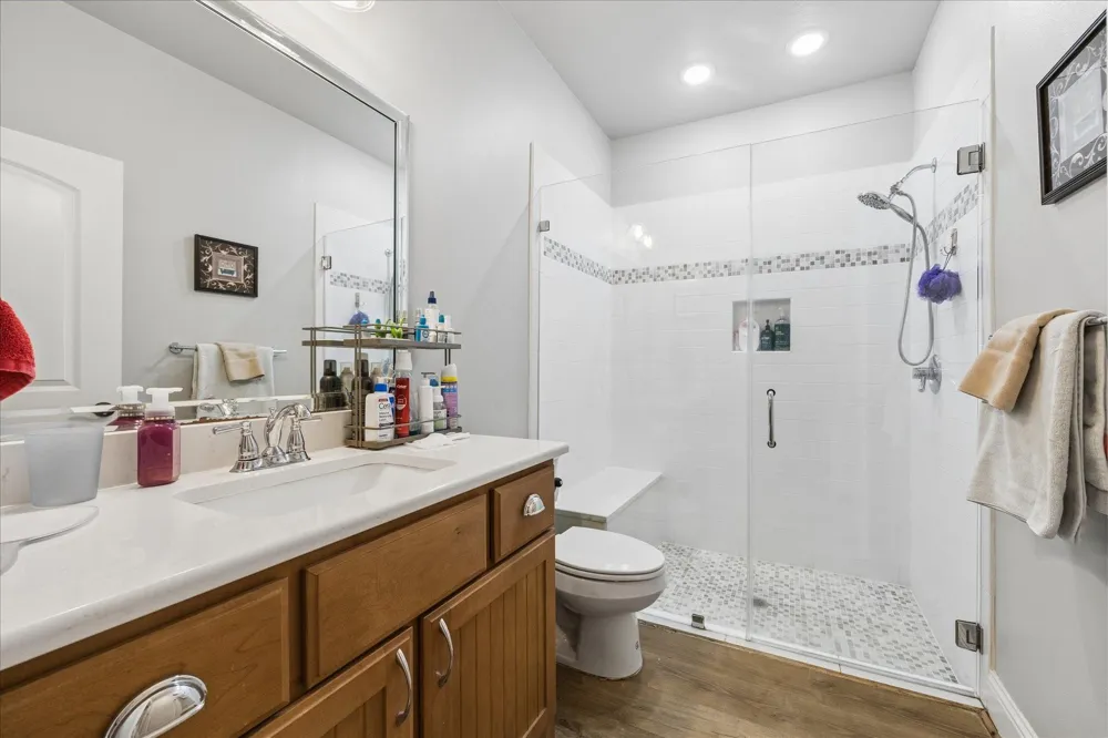 3712 Quail Circle Sealy, TX 77474