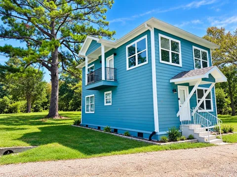 189 W Lakeview