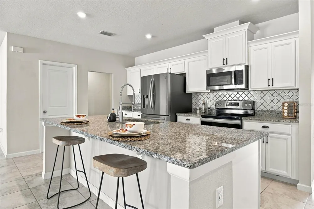 10646 HAWKS LANDING DRIVE Land O Lakes, FL 34638