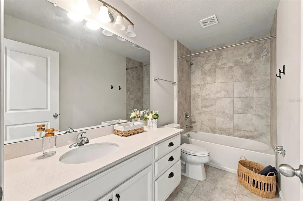 10646 HAWKS LANDING DRIVE Land O Lakes, FL 34638