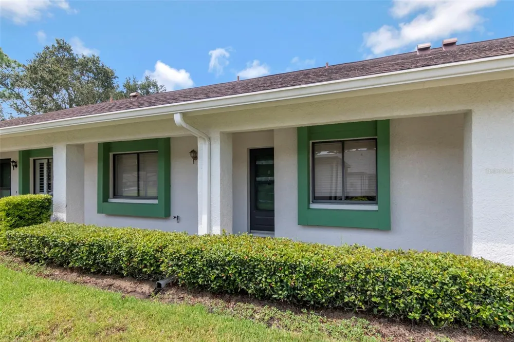 2569 LAURELWOOD DRIVE #11B Clearwater, FL 33763
