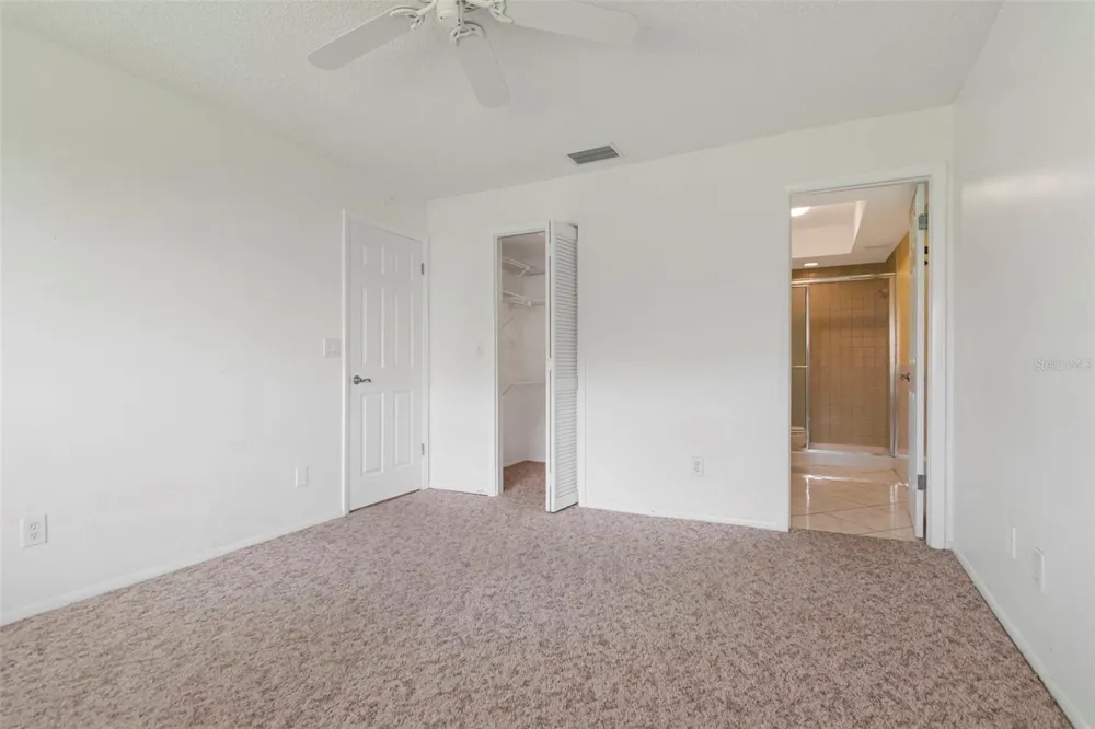 2569 LAURELWOOD DRIVE #11B Clearwater, FL 33763