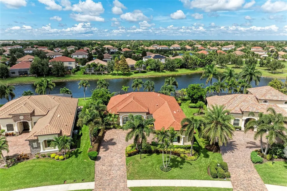 13213 BRIDGEPORT CROSSING Bradenton, FL 34211