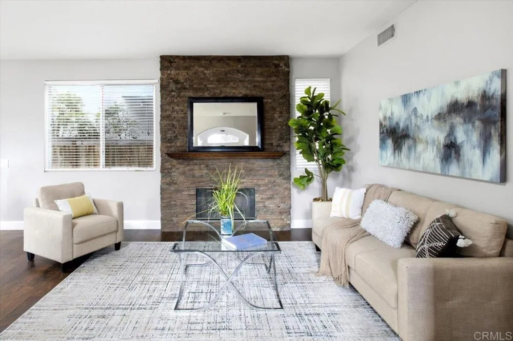 2043 Dawn View Glen Escondido, CA 92026