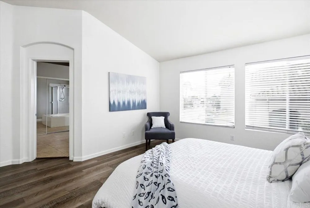 2043 Dawn View Glen Escondido, CA 92026