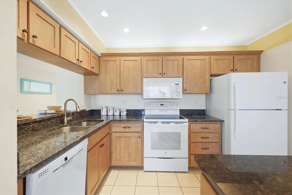 308 CERROMAR WAY #19 Venice, FL 34293