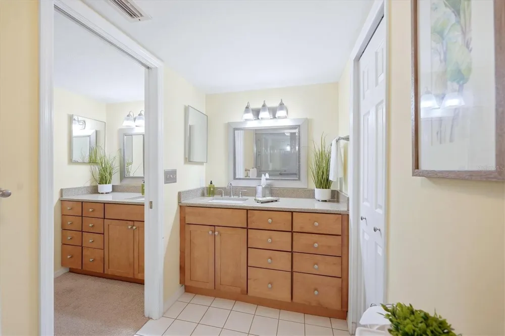 308 CERROMAR WAY #19 Venice, FL 34293