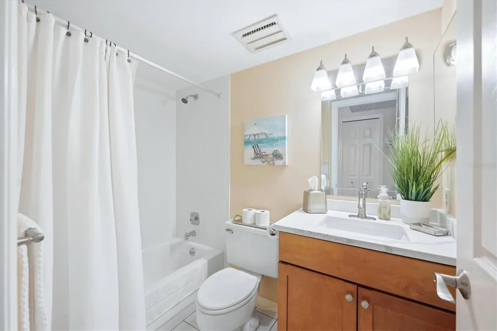 308 CERROMAR WAY #19 Venice, FL 34293
