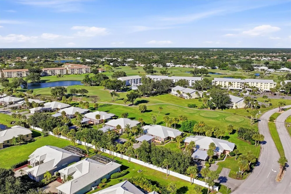 308 CERROMAR WAY #19 Venice, FL 34293