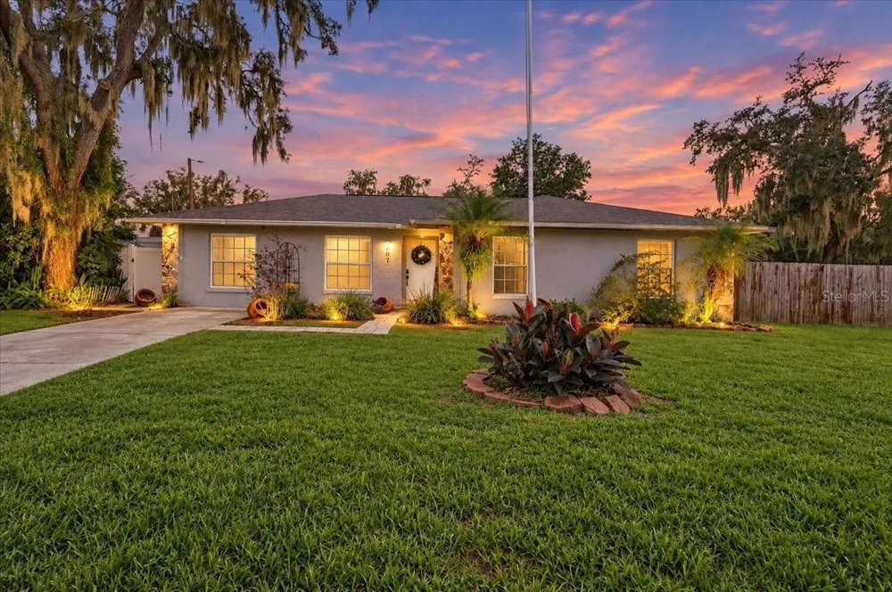 3607 DEBORAH DRIVE Lakeland, FL 33810