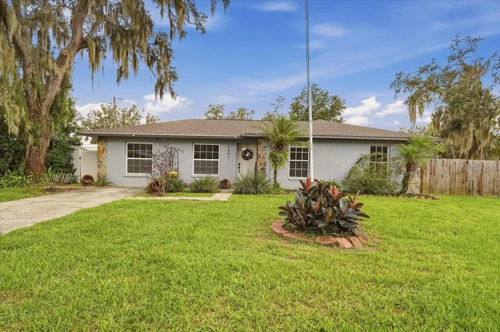 3607 DEBORAH DRIVE Lakeland, FL 33810