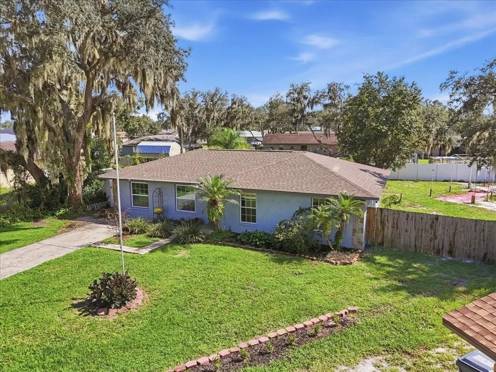 3607 DEBORAH DRIVE Lakeland, FL 33810
