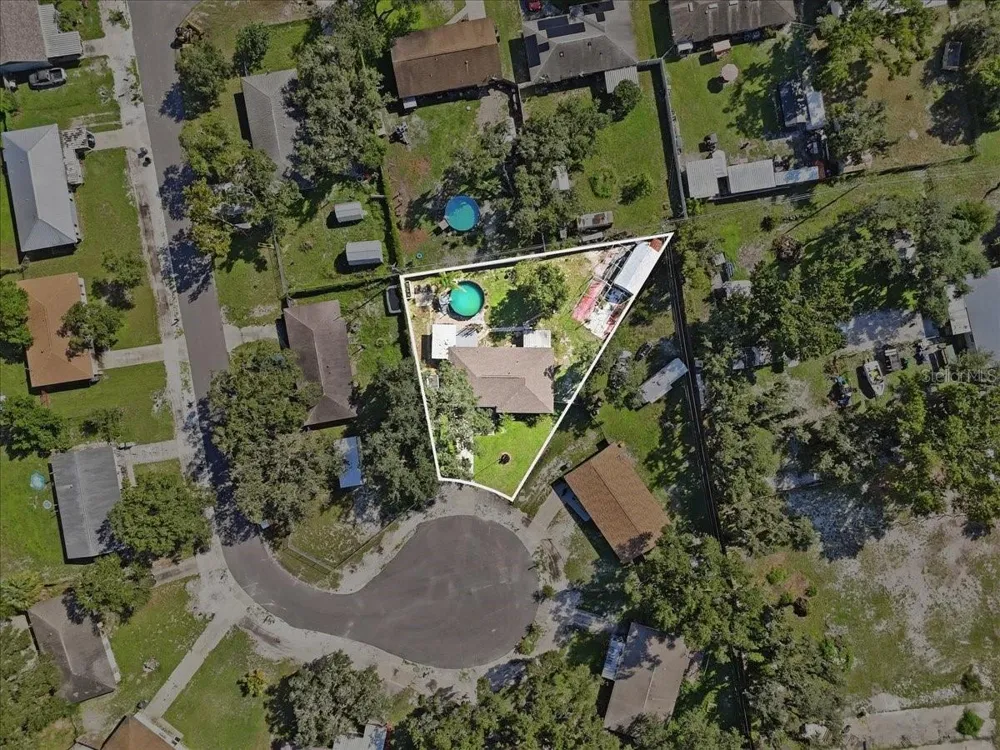 3607 DEBORAH DRIVE Lakeland, FL 33810