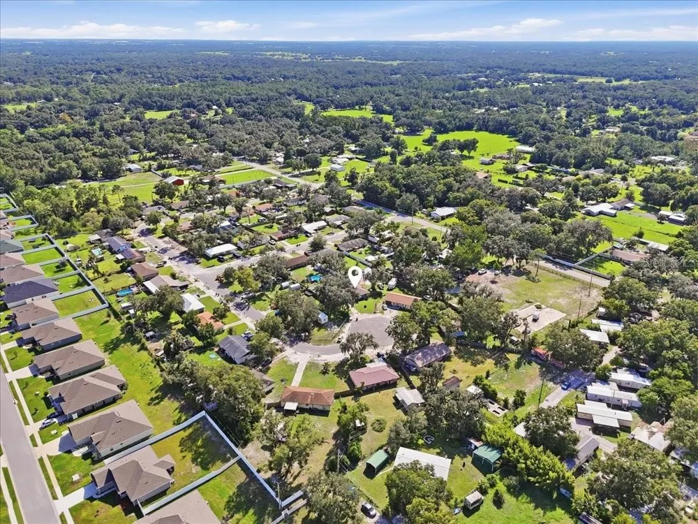 3607 DEBORAH DRIVE Lakeland, FL 33810