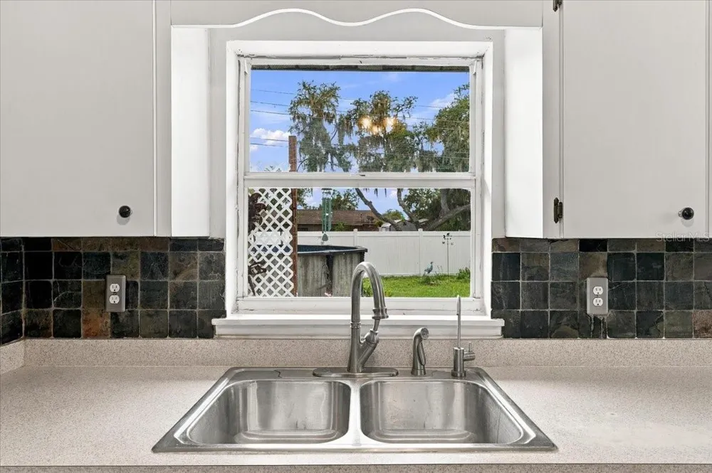 3607 DEBORAH DRIVE Lakeland, FL 33810