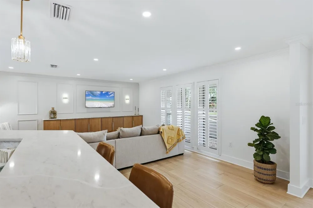 4865 GREYWOOD LANE Sarasota, FL 34235