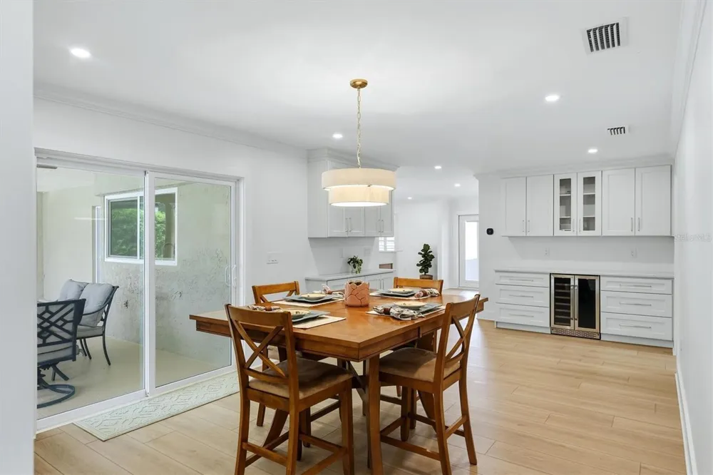 4865 GREYWOOD LANE Sarasota, FL 34235