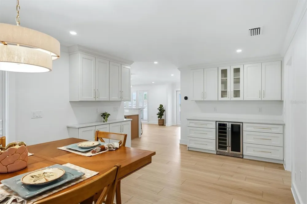 4865 GREYWOOD LANE Sarasota, FL 34235