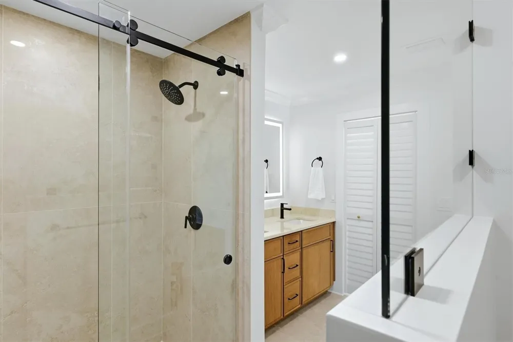 4865 GREYWOOD LANE Sarasota, FL 34235