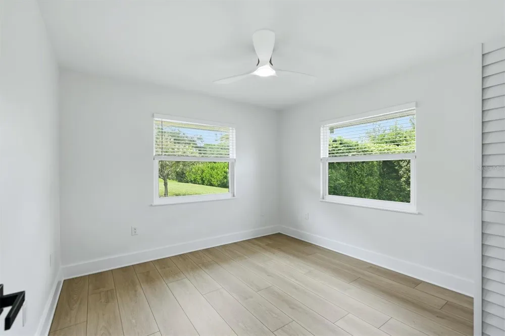 4865 GREYWOOD LANE Sarasota, FL 34235