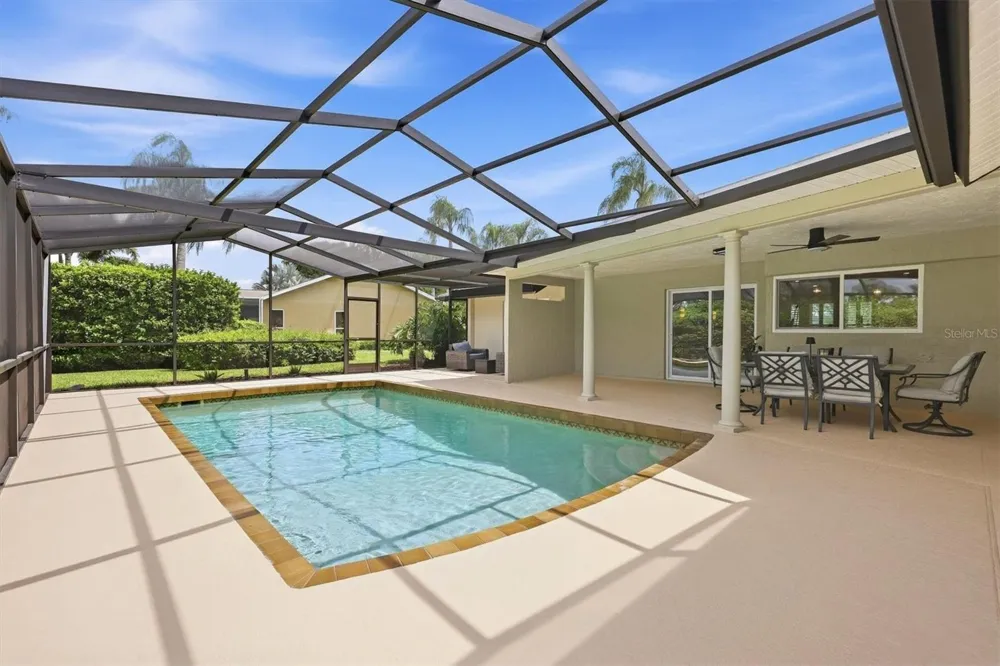 4865 GREYWOOD LANE Sarasota, FL 34235