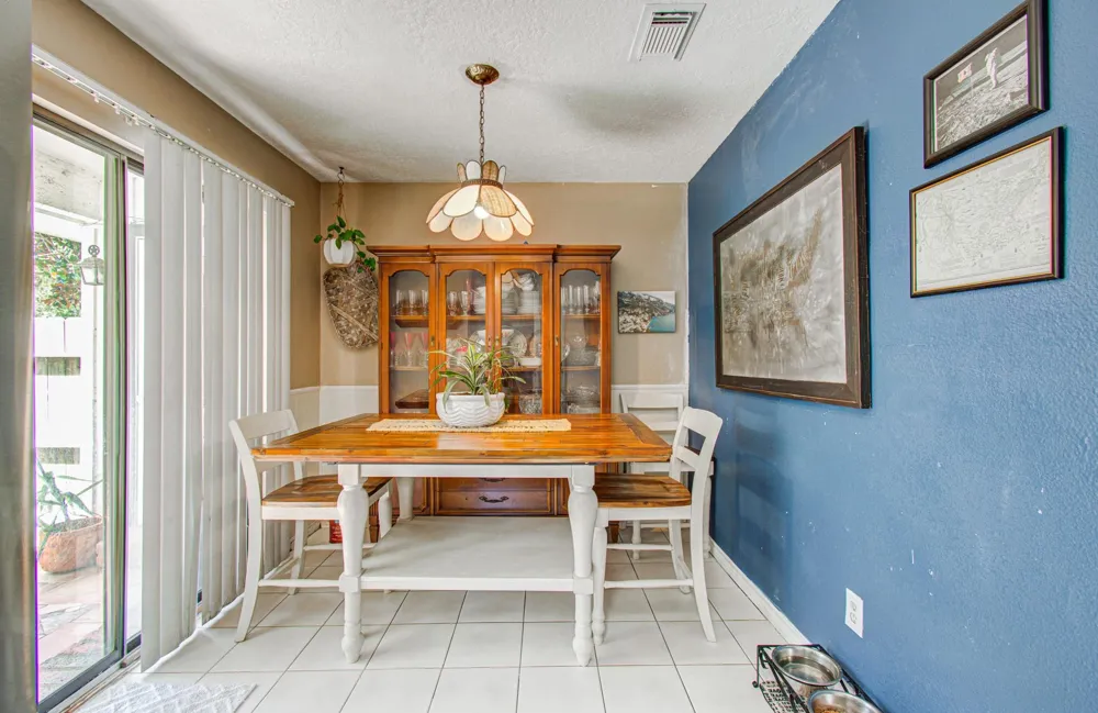 338 Banyan Street Lake Jackson, TX 77566