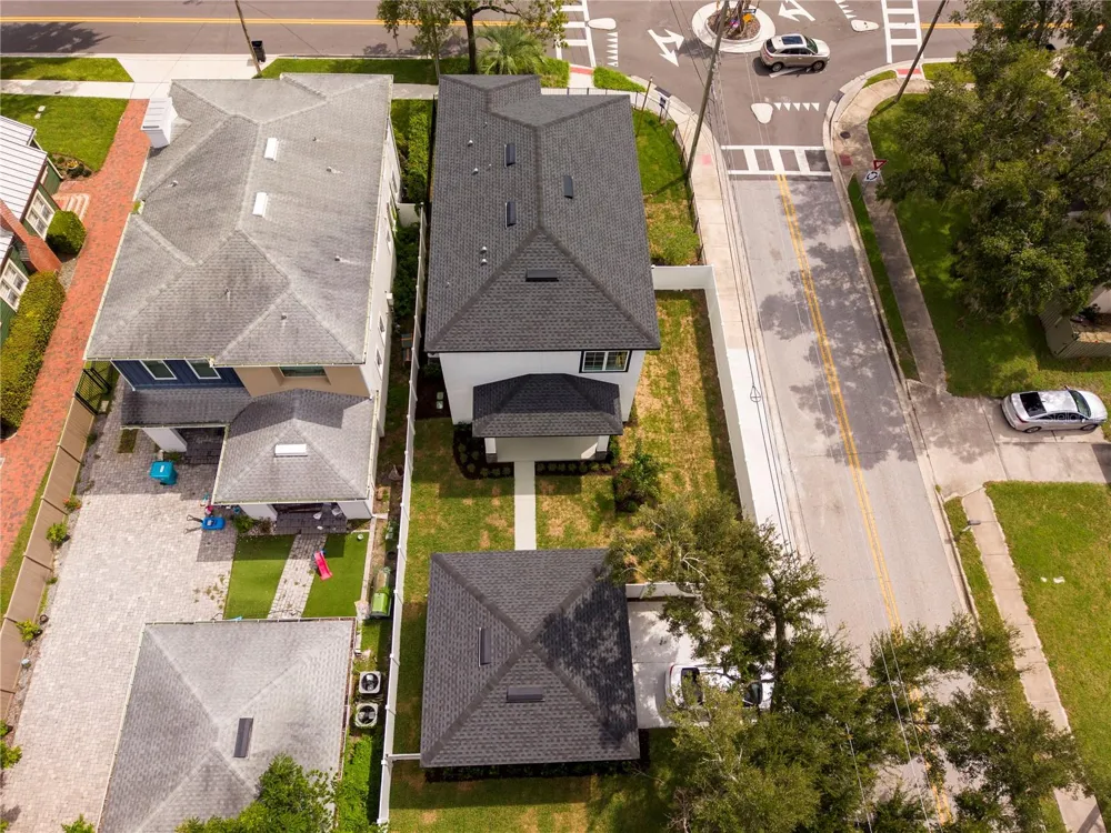 2222 DELANEY AVENUE Orlando, FL 32806