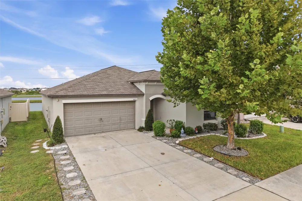 1423 GOLDEN GLOW DRIVE Ruskin, FL 33570