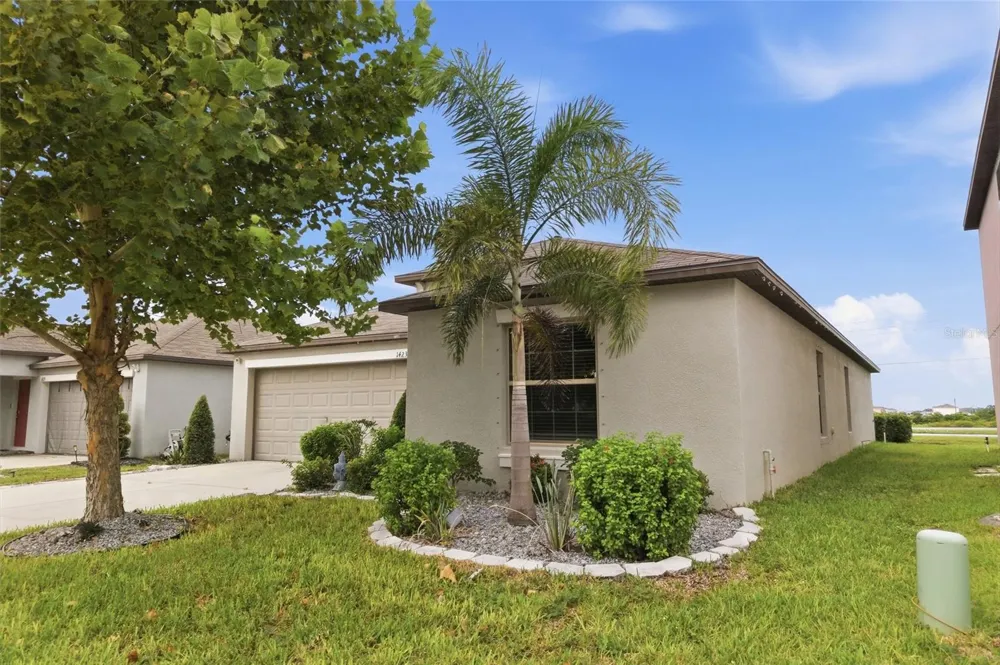 1423 GOLDEN GLOW DRIVE Ruskin, FL 33570