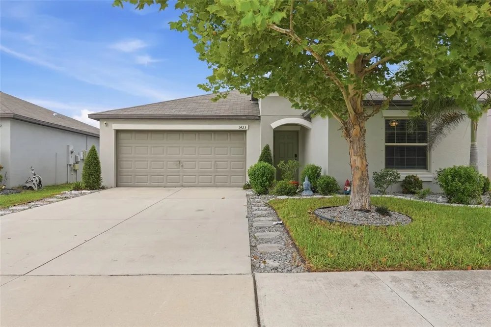 1423 GOLDEN GLOW DRIVE Ruskin, FL 33570