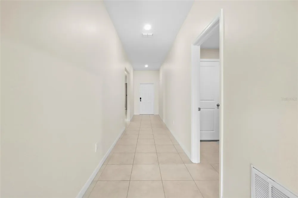 1423 GOLDEN GLOW DRIVE Ruskin, FL 33570