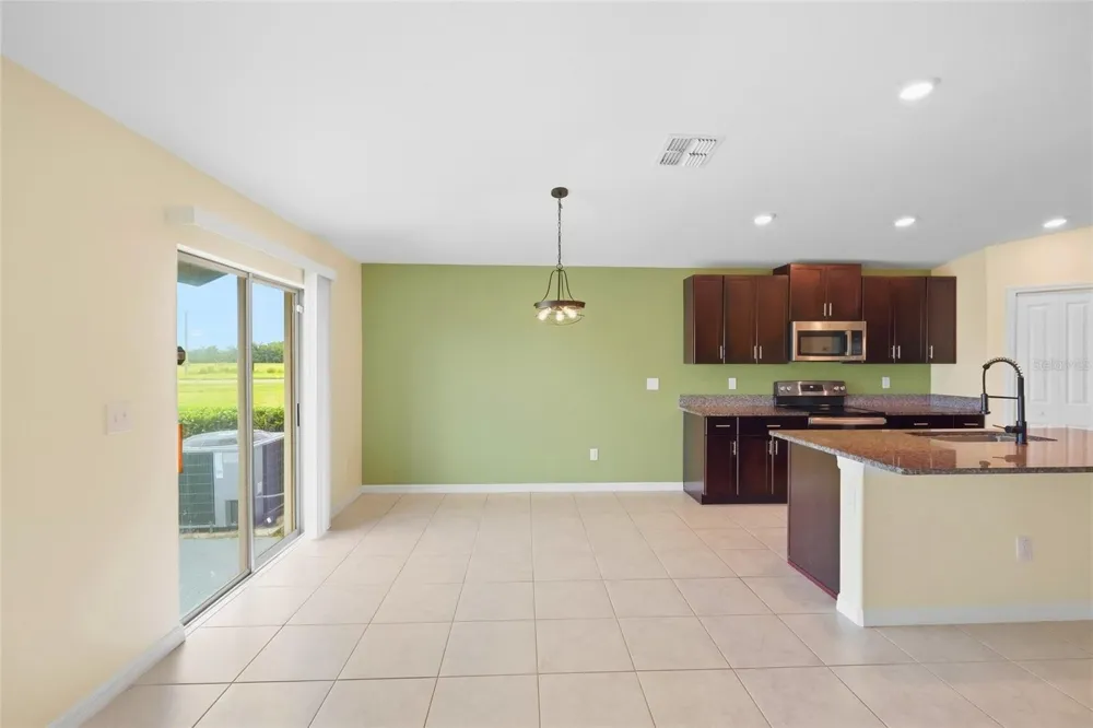 1423 GOLDEN GLOW DRIVE Ruskin, FL 33570