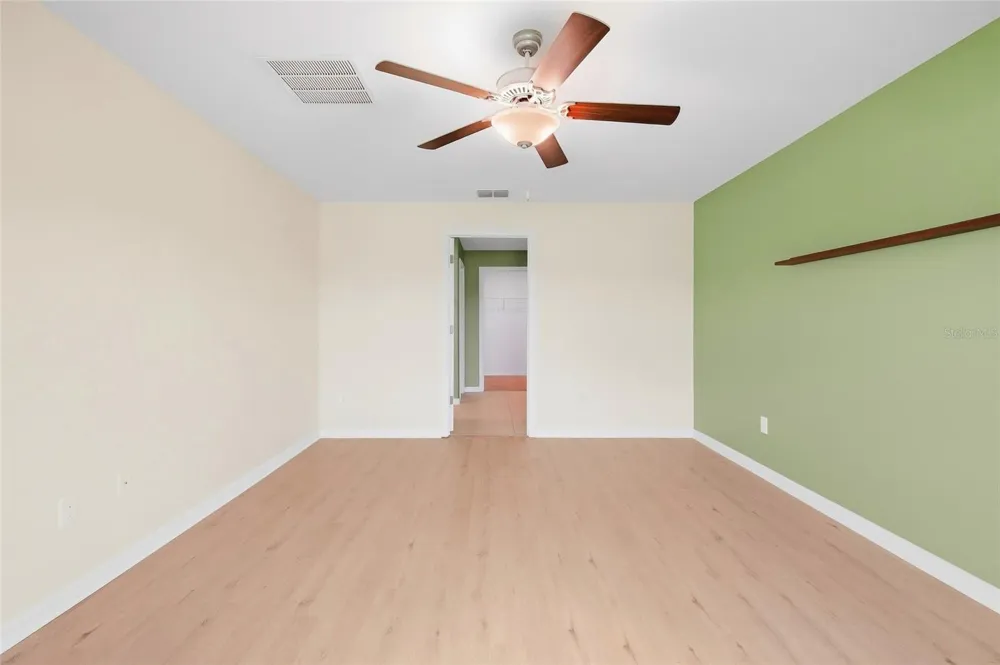 1423 GOLDEN GLOW DRIVE Ruskin, FL 33570