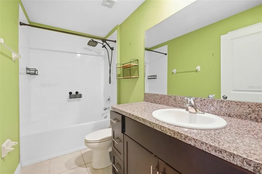 1423 GOLDEN GLOW DRIVE Ruskin, FL 33570