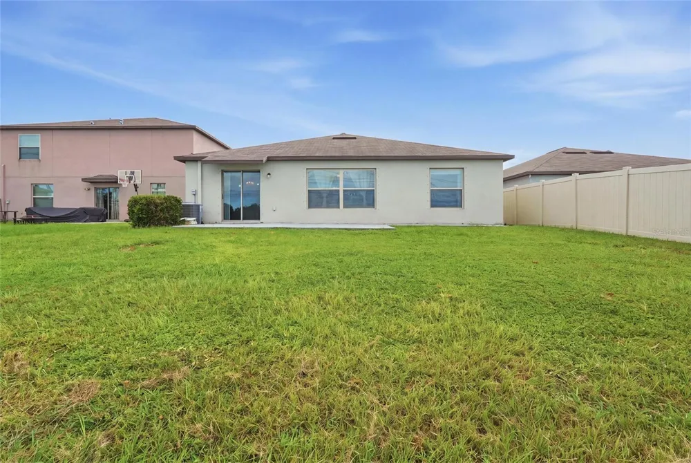 1423 GOLDEN GLOW DRIVE Ruskin, FL 33570