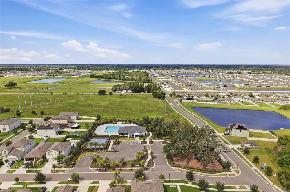 1423 GOLDEN GLOW DRIVE Ruskin, FL 33570