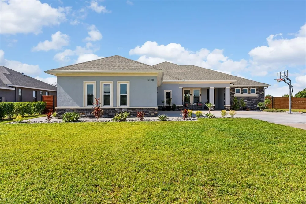 5118 LAKE TOSCANA DRIVE Wimauma, FL 33598