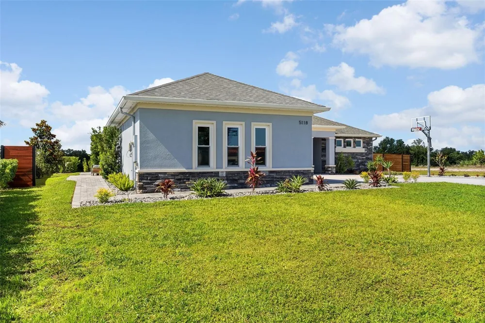 5118 LAKE TOSCANA DRIVE Wimauma, FL 33598
