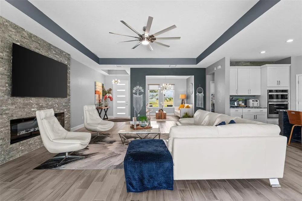 5118 LAKE TOSCANA DRIVE Wimauma, FL 33598