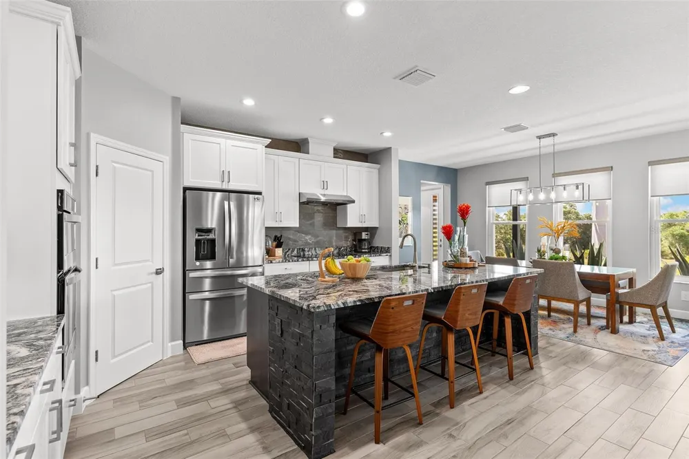 5118 LAKE TOSCANA DRIVE Wimauma, FL 33598
