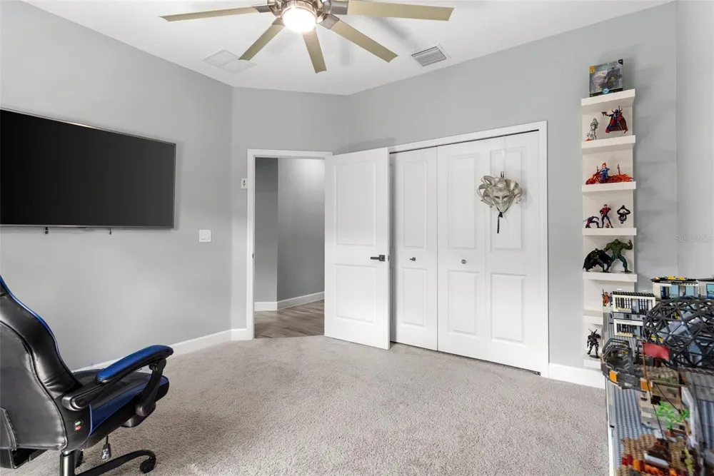 5118 LAKE TOSCANA DRIVE Wimauma, FL 33598