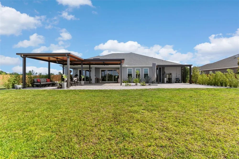 5118 LAKE TOSCANA DRIVE Wimauma, FL 33598