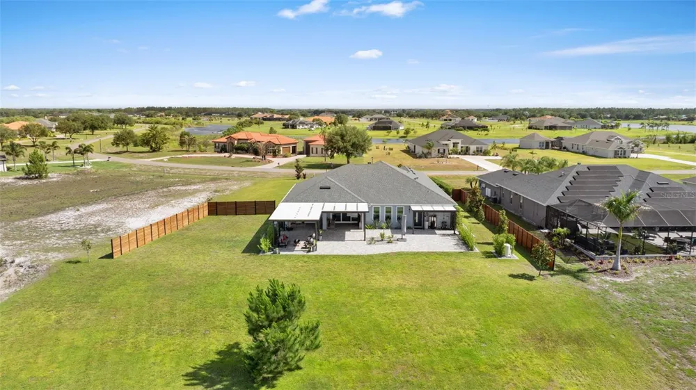 5118 LAKE TOSCANA DRIVE Wimauma, FL 33598