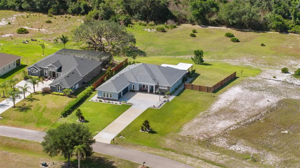 5118 LAKE TOSCANA DRIVE Wimauma, FL 33598