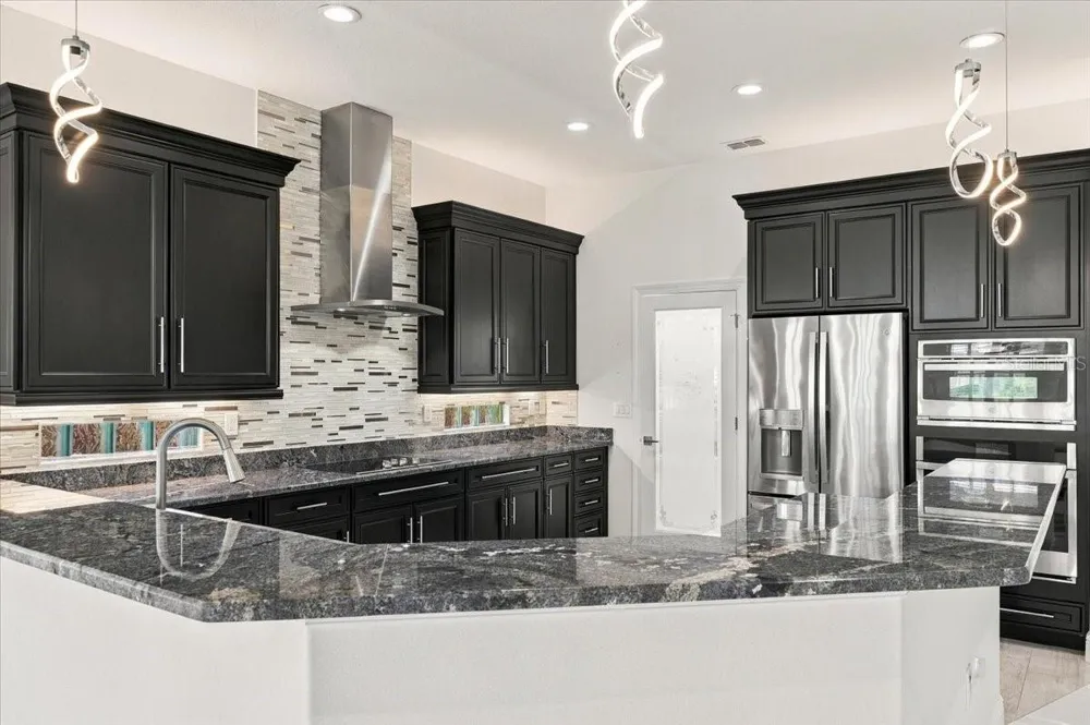 743 TEABERRY TRAIL Polk City, FL 33868