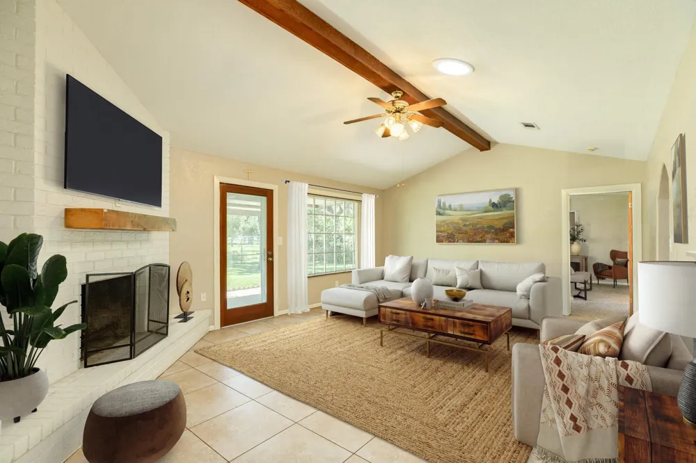 232 Wayne Dr Clute, TX 77531