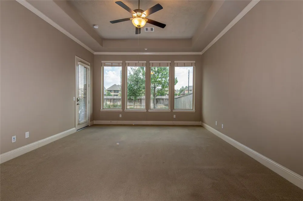 98 Braided Branch Drive Tomball, TX 77375