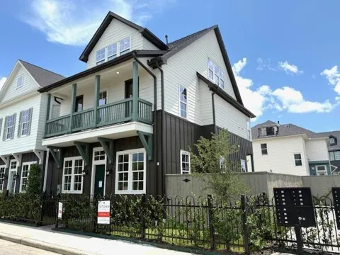 5302 S Capitol