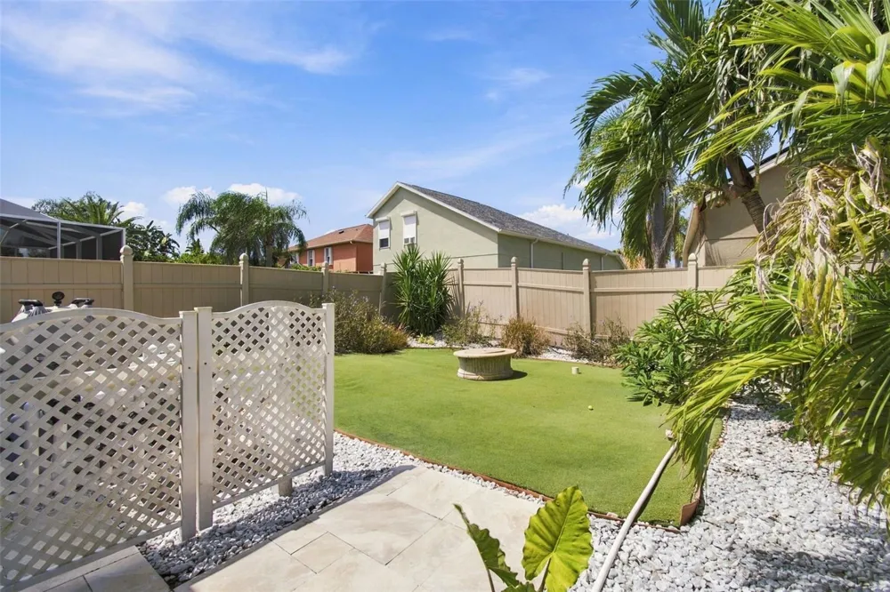 2501 BAY FIELD COURT Holiday, FL 34691